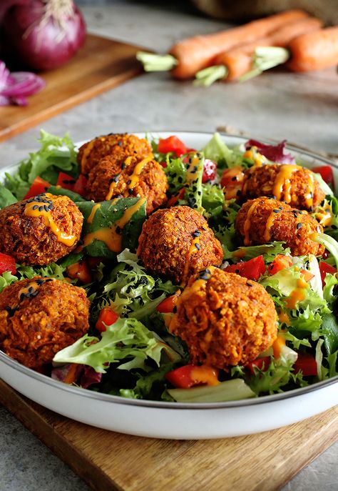 Carrot Balls, Cooking Healthy, Cooked Carrots, Carrot Recipes, All Vegetables, Spaghetti And Meatballs, Balls Recipe, Healthy Delicious, Healthy Eats