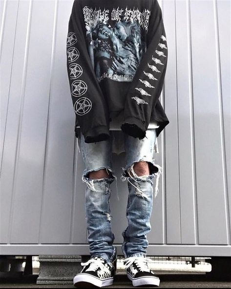 #grunge #aesthetic Edgy Outfits Men, E Boy Outfits, Grunge Outfits Men, Grunge Outfits 90s, Aesthetic Grunge Outfit, Hipster Man, Grunge Look, Punk Outfits, Vogue Korea