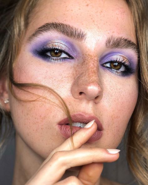 Shari Kramer on Instagram: “Purple Halo Eyes for beautiful @charlottjosefin using @natashadenona Lila Palette + Tropic Palette and @patmcgrathreal Mothership I Palette…” Purple Halo Eye, Purple Halo Eyeshadow, Halo Eyes, Halo Eyeshadow, Purple Makeup, Hazel Eyes, Soft Purple, Purple Eyes, Eras Tour