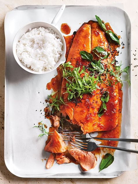 Sticky Sweet Chilli Baked Ocean Trout | Donna Hay 20th Birthday Dinner, Broccoli Quiche Recipes, Donna Hay Recipes, Edamame Recipes, Roast Meat, Scrambled Eggs Recipe, Trout Recipes, Meat Dish, Donna Hay