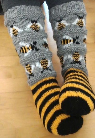 Bee Socks, Bee Sock, I Love Bees, Bee Stuff, Mode Crochet, Bee Embroidery, Sock It To Me, Fingerless Gloves Knitted, Honey Bees