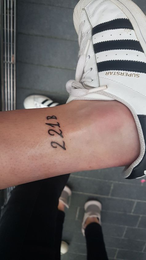 221b Tattoo, Sherlock Holmes Tattoo, Sherlock Tattoo, Lock Tattoo, Taurus Tattoos, Theme Tattoo, Side Tattoos, Ankle Tattoo, New Tattoo