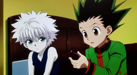 Killua and Gon's phone thing Anime Assassin, Hunter X Hunter Wallpapers, Killua Wallpaper, Gon And Killua, Mood Meme, Gon Killua, Anime Wall Prints !!, Anime Friendship, Killua Zoldyck