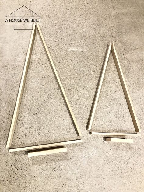 Triangle Wooden Christmas Trees, Diy Triangle Christmas Tree, Wooden Xmas Trees Triangle, Black Wooden Christmas Tree, Wood Slat Christmas Tree Diy, Wooden Shim Christmas Tree, Christmas Tree Made Out Of Shims, Christmas Tree Triangles, Diy Wood Christmas Tree Plans