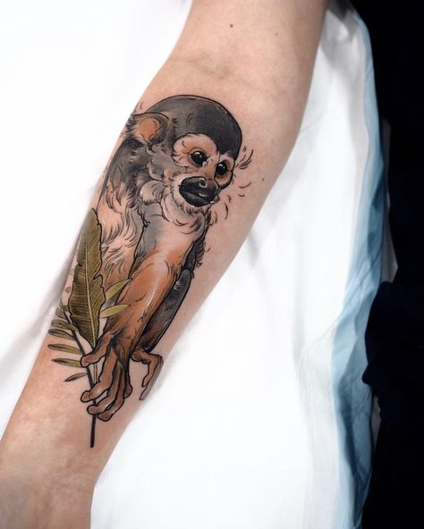 5,569 Likes, 57 Comments - Sophia Baughan (@sophiabaughan) on Instagram: “A little squirrel monkey! 😍😍😍” Jungle Tattoo, Monkey Tattoo, Traditional Tattoo Old School, Best Tattoo Ever, Squirrel Monkey, Monkey Tattoos, Traditional Tattoo Art, Tattoo Project, Desenho Tattoo