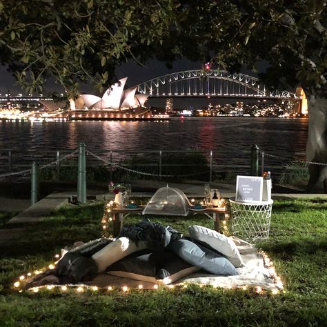 Nighttime Picnic Date, Night Picnic Aesthetic, Night Time Picnic, Nighttime Picnic, Hobbit Picnic, Rogue Knight, Relax Night, Bday Vibes, 18th Party