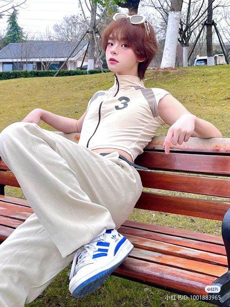 Ulzzang Boy Outfits, Fem Boy Aesthetic, Soft Femboy Outfits, Gay Boy Outfits, Kawaii Boy Outfits, Fem Boy Outfits, Muka Lelaki, Kawaii Boy, Simple Trendy Outfits