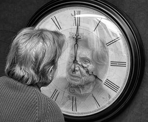 Tony Luciani Creates Rehabilitative Portraits of His Elderly Mother Trippy Realistic Art, Dad Drawing, 심플한 그림, A Level Photography, Art Alevel, Gcse Art Sketchbook, A Level Art Sketchbook, Reflection Art, Reflection Photography