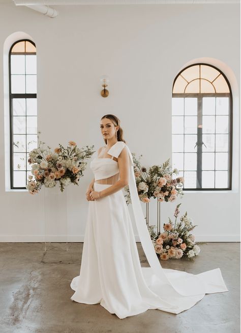 Madi Lane - Kinsley - Size 12 - https://www.somethingwhitebridalboutique.com Something White, Blue By Enzoani, Madi Lane, Bridal Consultant, Kansas City Missouri, Simple Chic, White Bridal, Bridal Shop, Bridal Boutique