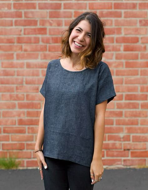 Boxy Tee Free Pattern: Robert Kaufman Fabric Company Free Womens Sewing Patterns, Linen Top Sewing Pattern, Boxy Tee Pattern, Linen Top Pattern, Linen Shirt Pattern, Kaufman House, Pleated Skirt Pattern, Shirt Patterns For Women, Tunic Sewing Patterns