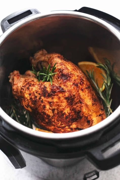 This Instant Pot Turkey Breast is ultra-juicy and tender with the best crispy, seasoned outside! The very best way to cook a turkey breast for Thanksgiving, special occasions, Sunday dinner, or any holiday menu! Instant Pot Turkey, Cooking Turkey Breast, Instant Pot Recipe, Turkey Breast Recipe, Roast Turkey Breast, Sliced Turkey, Breast Recipe, Instant Pot Dinner Recipes, Insta Pot