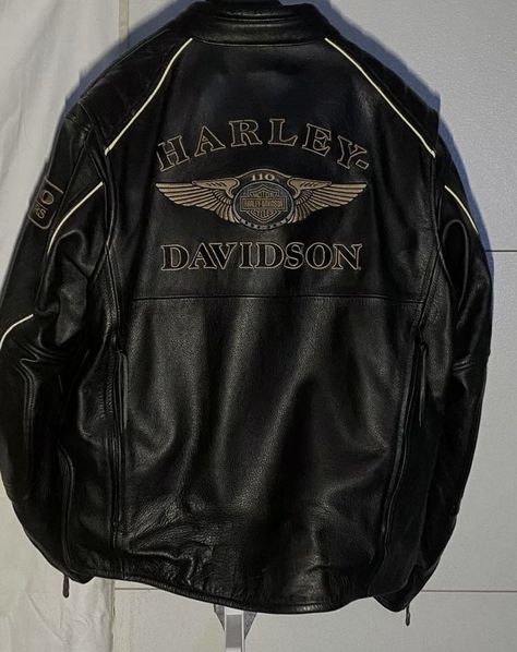 Harley Davidson Leather Jackets Mens, Harley Davidson Clothes Aesthetic, Vintage Harley Davidson Jacket, Harley Davidson Jacket Outfit, Harley Davidson Aesthetic, Harley Davidson Outfits, Harley Davidson Fashion, Harley Davidson Womens Clothing, Harley Jacket