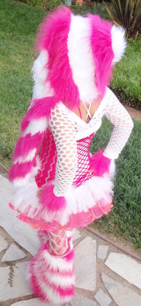 Custom Colors Kandi Kane Swirl Set Pink Rave Outfit Ideas, Ravecore Outfits, 90s Rave Outfit, Pink Techwear, 2000s Rave Fashion, Rave Girl Aesthetic, Rave Aesthetic Outfit, Fuzzy Outfit, White Rave Outfits