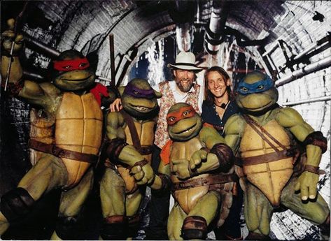 'Teenage Mutant Ninja Turtles': Untold Story of the Movie "Every Studio in Hollywood" Rejected - Hollywood Reporter Ninja Turtles Pictures, Teenage Mutant Ninja Turtles 1990, Ninja Turtles 1990, Jim Henson Creature Shop, Teenage Mutant Ninja Turtles Movie, Ninja Turtles Movie, Tmnt Movie, Casey Jones, Teenage Mutant Ninja Turtles Artwork