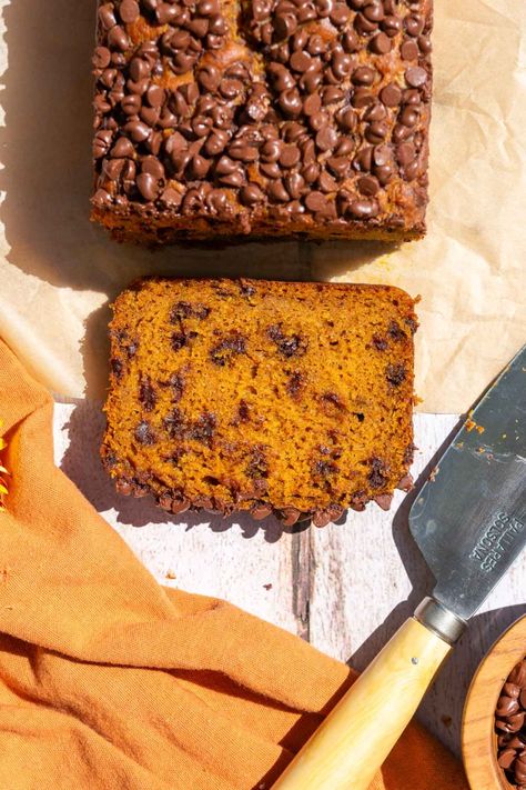 Sourdough Brandon, Sourdough Discard Pumpkin, Sourdough Pumpkin Bread, Pumpkin Bread With Chocolate Chips, Sourdough Sweets, Pumpkin Sourdough, Chocolate Pumpkin Bread, Sourdough Pumpkin, Bread With Chocolate Chips