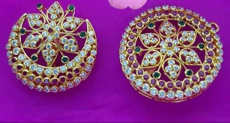 Gold Jewelry Prom, Gold Earrings For Kids, Honey Jewelry, Wedding Jewelry Sets Bridal Jewellery, Jewelry Ornaments, Kundan Jewellery Bridal, New Gold Jewellery Designs, Gold Earrings Models, Bridal Jewellery Design