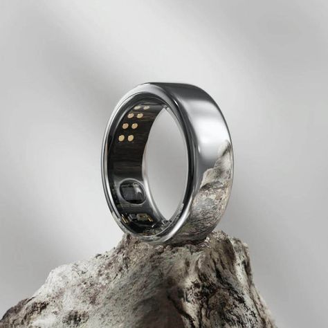 The Oura Ring is a Personalized Smart Ring That Tracks Vital Health Functions Smart Rings Android, Tech Ring, Oura Ring, Marketing Project, Galaxy Ring, Smart Ring, Smart Jewelry, Health Tracker, Smart Gadget