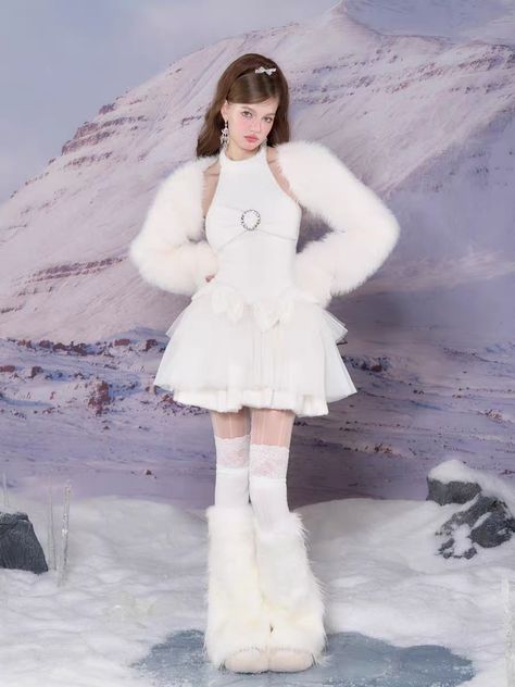 Angelic Stage Outfits, White Fluffy Winter Outfit, White Outfits Kpop, Snow Inspired Outfits, Snow Princess Outfit, White Fluffy Outfit, Winter Kpop Outfits, Kpop Winter Outfits, White Dress With Fur