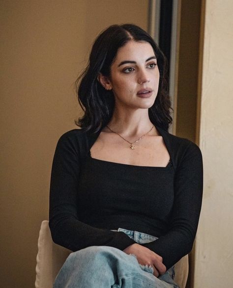 Jules Millin, Adeline Kane, Cora Hale, Purple Hearts, Adelaide Kane, Female Actresses, Celebrity Look, Woman Face, Twitter Search