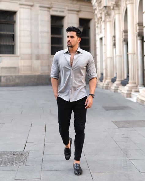 Men Vest Outfits, Junaid Khan, Business Casual Attire For Men, Type Outfit, Smart Man, Stylish Boy, Smart Casual Menswear, Mens Smart Casual Outfits, Formal Men Outfit