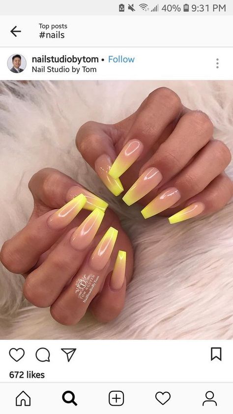 Neon Yellow Coffin Acrylic Nails, Nails Acrylic Summer Ombre, Neon Coffin Nail Ideas, Neon Yellow Acrylic Nails Designs, Ombré Neon Nails, Ombré Yellow Nails, Neon Yellow Ombre Nails, Yellow Ombre Nails Coffin, Ombre Yellow Nails