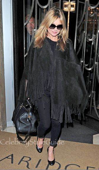 Shop the Street Style Look: Kate Moss's All Black, Fringe Moment at Burberry Latest Kate, Kate Moss Street Style, Awesome Kate, Kate Moss Style, Celebrity Style Guide, Fringe Poncho, Kendall Style, Legging Jeans, Fringed Poncho