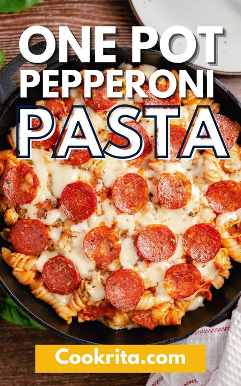 Pasta With Pepperoni, Smoked Pepperoni, Pepperoni Pasta Bake, Best Goulash Recipes, Recipes Using Pasta, Pepperoni Pasta, Pepperoni Recipes, Red Pasta, Pasta With Meat Sauce