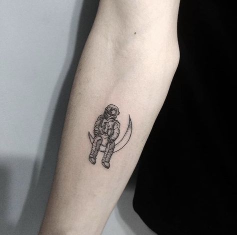 Man on the Moon Tattoo Small Space Tattoos Men, Astronaut On The Moon Tattoo, Moon And Astronaut Tattoo, Man On Moon Tattoo, Rocket Man Tattoo, Astronaut On Moon Tattoo, Cool Tats Creative Men, Astronaut Moon Tattoo, Mens Moon Tattoo