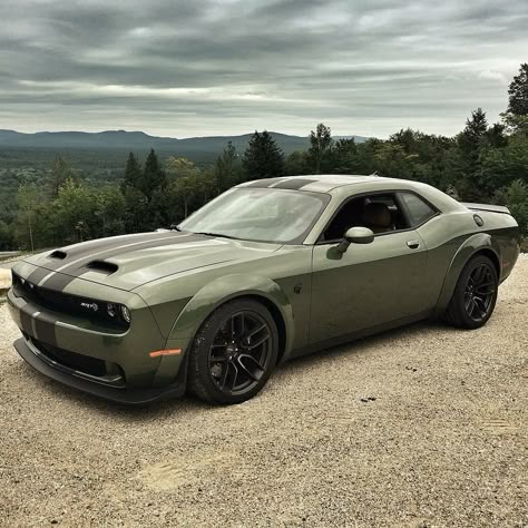 2019 Dodge Hellcat Challenger Widebody Siyah Mustang, Green Sports Car, Srt8 Jeep, 2019 Dodge Challenger, Tmax Yamaha, Dodge Hellcat, Dodge Demon, Dodge Challenger Hellcat, Challenger Hellcat