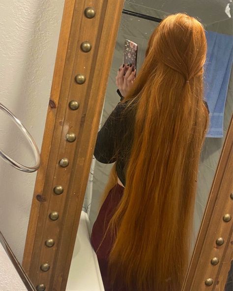 Long Healthy Ginger Hair, Very Long Ginger Hair, Braided Ginger Hair, Long Straight Ginger Hair, Long Ginger Hair With Bangs, Long Hair Ginger, Ginger Long Hair, Redhead Long Hair, Long Ginger Hair