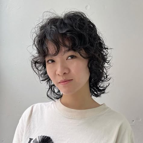 Short Wolf Cut Hairstyles, Cold Wave Perm, Wolf Hairstyle, Wave Perm Short Hair, Japanese Perm, Short Wolf Cut, Short Perm, Wolf Cut Hairstyles, Wavy Perm