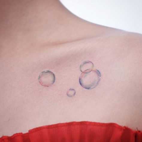 Heart Bubble Tattoo, Bubble Tattoo Ideas, Collar Bone Tattoo Quotes, Bubble Tattoo, Bone Tattoos, Handpoke Tattoo, Small Wrist Tattoos, Collar Bone Tattoo, Tattoos Designs