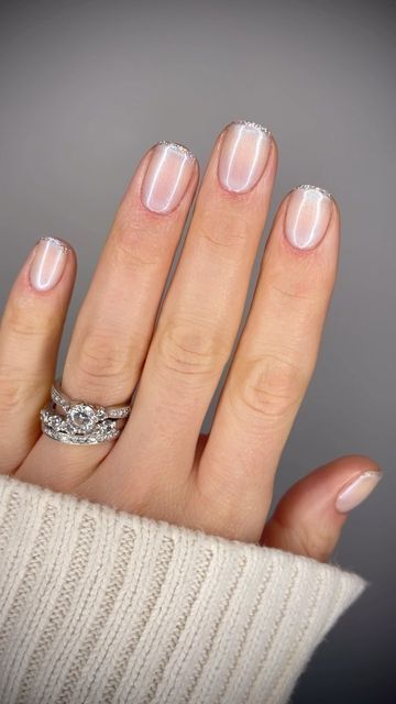 French Manicure Designs Sparkle, Micro French Nails Glitter, Micro French Dip Manicure, Glitter Micro French, French Manicure With Shimmer, Simple French Manicure Nail Designs, Micro French Manicure Color, Micro Tip Nails, Sparkling French Tip Nails