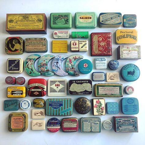 Vintage Tin Containers, Tin Box Packaging, Mint Tin Crafts, Flowers Paper Craft, Vintage Trinkets, Food Planning, Tin Crafts, Cute Storage Boxes, Make Paper Flowers