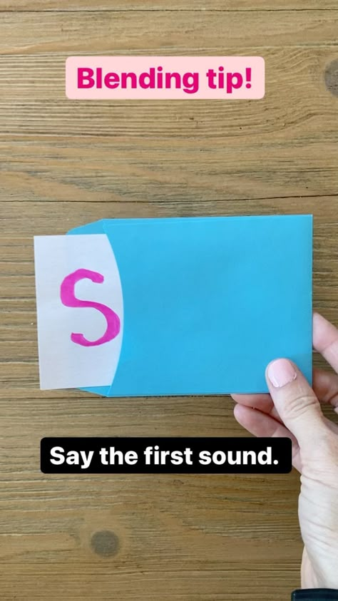 Here’s a fun way to practice successive blending. This helps those kids who are struggling in the beginning to blend three sounds together.… | Instagram Blending Games For Kindergarten, 1st Grade Blending Activities, Blending Phonemes Activities, Teaching Blending Sounds, Blending Practice Kindergarten, Successive Blending Activities, Blending Letters Activities, Blending Games Phonics, Blending Phonics Activities