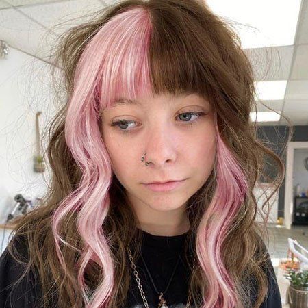 Brown And Pink Split Hair Dye, Asymmetrical Split Dye Hair, Asymmetrical Dyed Hair, Split Dyed Hair Pastel, Split Peekaboo Hair, Split Dye Front Strands, Quadrant Dyed Hair, Blonde Hair With Color Block, Pink Hair With Blonde Front Pieces