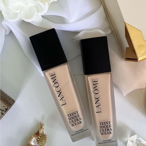 Our top sellers in Lancome , available at Dillards! Sanford Towne Center Mall is in GIFT! Spend $39.50 & get a beautiful summer beach cosmetics bag with Absolue serum/ soft cream or Rénergie/ Génifique & IDÔLE mascara / lipstick 💋 *While gifts last* #giftwithpurchase #lancome #dillards #seminoletownecenter #mall #beautydepartment #gwp #summer #summersale #lancomeperfume #lancomeofficial #lancomemakeup #lancomefrance #lancomeparis #lancomeretail Lancome Tinted Moisturizer, Lancome Foundation, Lancome Perfume, Lancome Paris, Lancome Makeup, The Beauty Department, Cosmetics Bag, Matte Foundation, Wear Sunscreen