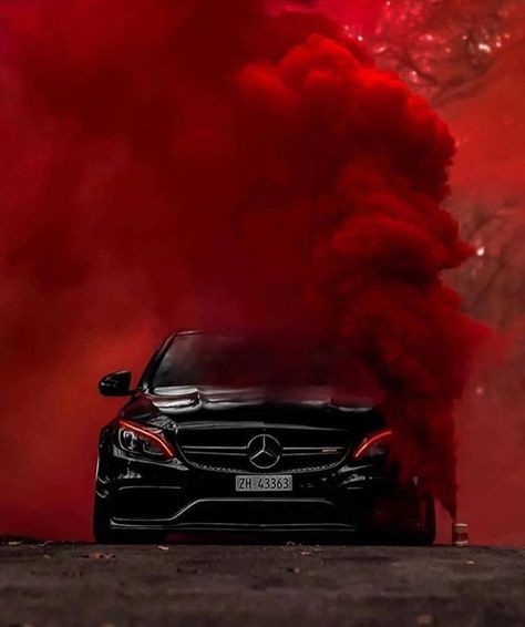 Mercedes Benz Wallpaper, Neon Car, Cool Truck Accessories, Mercedes Wallpaper, Dream Cars Bmw, Aesthetic Cool, Jdm Wallpaper, Bmw Wallpapers, Car Backgrounds