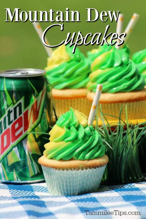 Mountain Dew Cupcakes, Mountain Dew Cake, Soda Cupcakes, Cake Mix And Soda, Cake Pop Recipe Easy, Cupcakes Homemade, Raspberry Swirl Cheesecake, Cream Cheese Coffee Cake, Mtn Dew