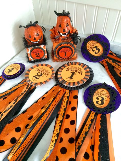 Halloween Contest Prizes, Halloween Costume Awards, Halloween Trophies, Halloween Prizes, Halloween Party Activities, Pumpkin Carving Contest, Award Ribbons, Pumpkin Contest, Halloween Ribbon