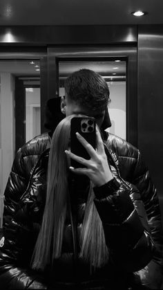 Cute Couple Outfits Swag, Instagram Couples, Cute Couple Outfits, Dream Relationship, Foto Baby, Love Aesthetic, Cute Poses For Pictures, Couple Outfits, Paros