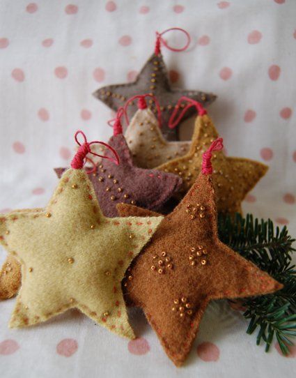 Diy Christmas Star, Diy Felt Christmas Ornaments, Diy Felt Christmas Tree, Christmas Tree Star, Purl Soho, Felt Christmas Tree, Felt Christmas Ornaments, Noel Christmas, Star Ornament