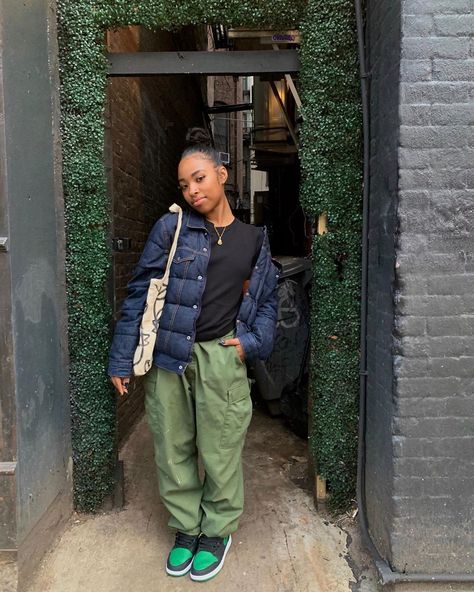 Liv on Instagram: “streets called & they said it’s lit” Business Women Outfits, 1s Outfit, Fall Business Casual Outfits, Summer/fall Outfits, Stylish Fall Outfits, Clothes Winter, Womens Fashion Casual Summer, Tomboy Style Outfits, Chill Outfits