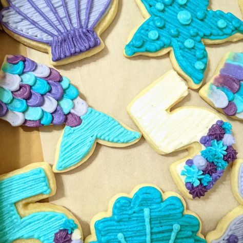 A sweet mermaid princess is ready to "dive into five"- and I was lucky enough to make cookies for her special day! #homebakery… | Instagram Dive Into Five Birthday, Dive Into Five Birthday Girl, Mermaid Cookie Cake Ideas, Mermaid Cookies 3rd Birthday, Mermaid Sugar Cookies, Mermaid Theme Cookies Decorated, Mermaid Tail Cookies Royal Icing, Buttercream Cookies, Mermaid Cookies