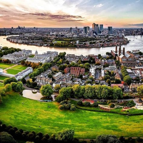 12 Likes, 0 Comments - Bestplacevisit4u (@bestplacevisit4u) on Instagram: “#londonsbest #theprettycities #london_enthusiast #london_city_photo #toplondonphoto…” London Greenwich, London Skyline Landscape, London Horizontal Photo, London Wetland Centre, Richmond Upon Thames London, Museum Of London Docklands, Greenwich Park, London View, Uk Photos