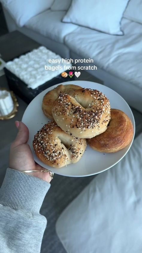 These bagels have 10g of protein & are only 200 cals each, but more im... | homemade bagels | TikTok How To Make Bagels, Bagel Recipe Easy, Everything Seasoning, Organic Bread, 5 Minute Meals, Homemade Bagels, Bagel Recipe, High Protein Breakfast, Delicious Breakfast Recipes