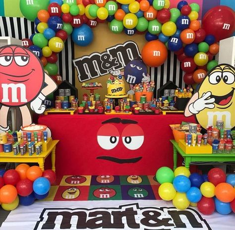 M&m Balloons, M&m Theme Party Ideas, M&m Decorations Party, M M Party Ideas Decorations, M M Party Ideas, M M Birthday Party Ideas, Halloween Car Decorations, Fun Halloween Games, Glow Birthday Party