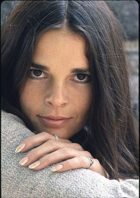 ★ 'Bongo jazz a speciality!' ★ (@theclashcalling) on Threads Ali Macgraw Love Story, Ali Mcgraw Style, Ali Mc Graw, Gidget Movie, Ali Mcgraw, Natural Kibbe, Ali Macgraw, Classic Actresses, Steve Mcqueen