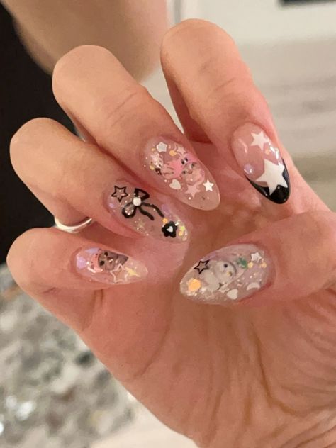 Top Summer Activities for Teens and Fun Bow Nail Art Designs Acrylics With Stickers, Press On Gel Nail Designs, Cat Nail Stickers, Nail Ideas Cat, Cat Sticker Nails, Nails With Stickers Design, Sticker Nails Design, Sticker Nail Designs, Short Nails Almond Shape