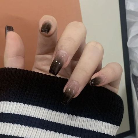 Nails Gray And Black, Black Jelly Nails Aesthetic, Korean Nails Ideas Black, Black Nails Douyin, Black Blush Nails, Nails Black And Gray, Transparent Black Nails, Black Douyin Nails, Black Korean Nails